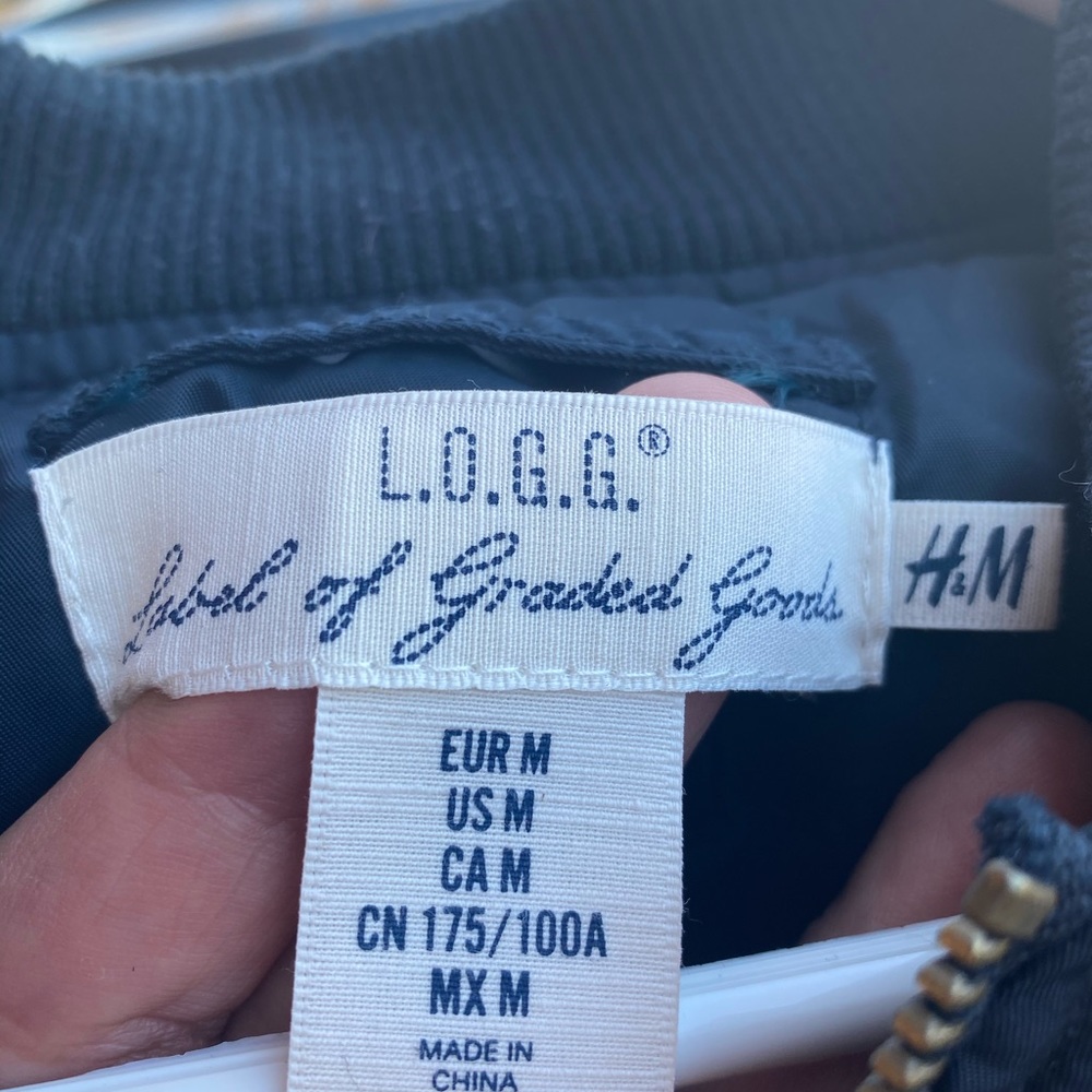 Jacket - Picture 2 of 3